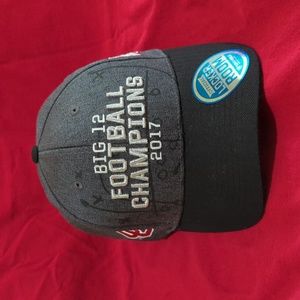 OU Sooners Big 12 Football Champions 2017 Locker Room Hat. New condition!